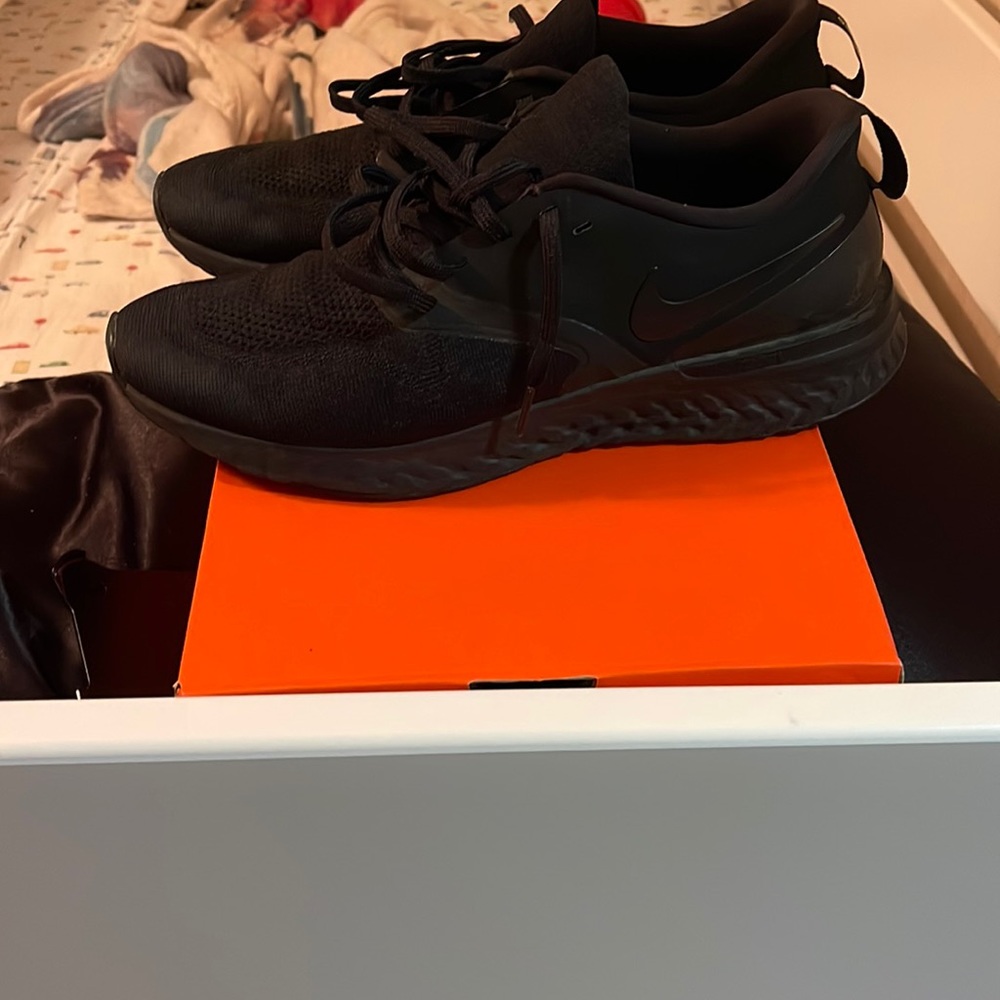 Nike odyssey flyknit
